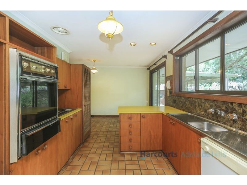 38 Cave Ave, Bridgewater SA 5155