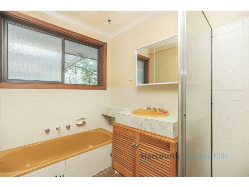 38 Cave Ave, Bridgewater SA 5155