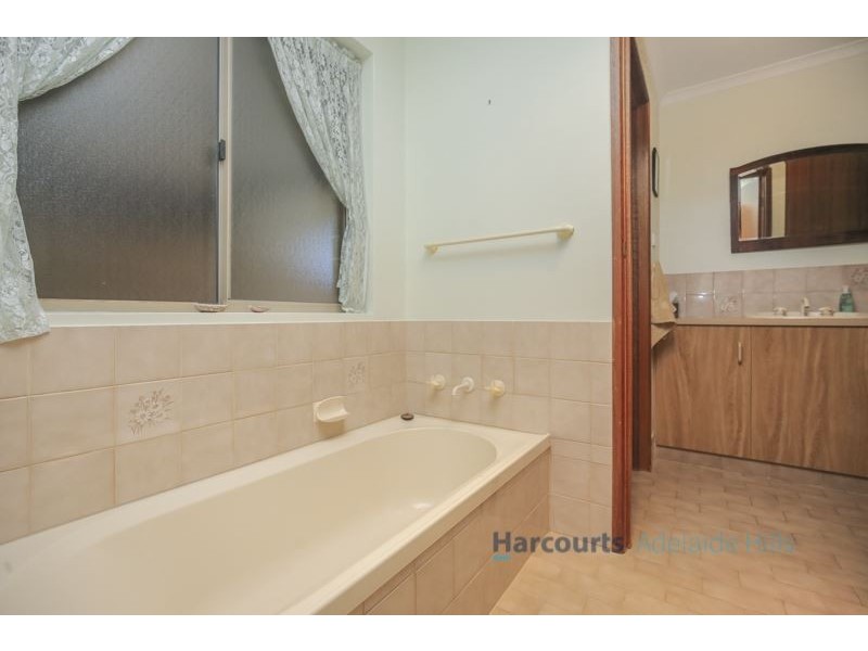 26 Gallasch Drive, Mount Barker SA 5251