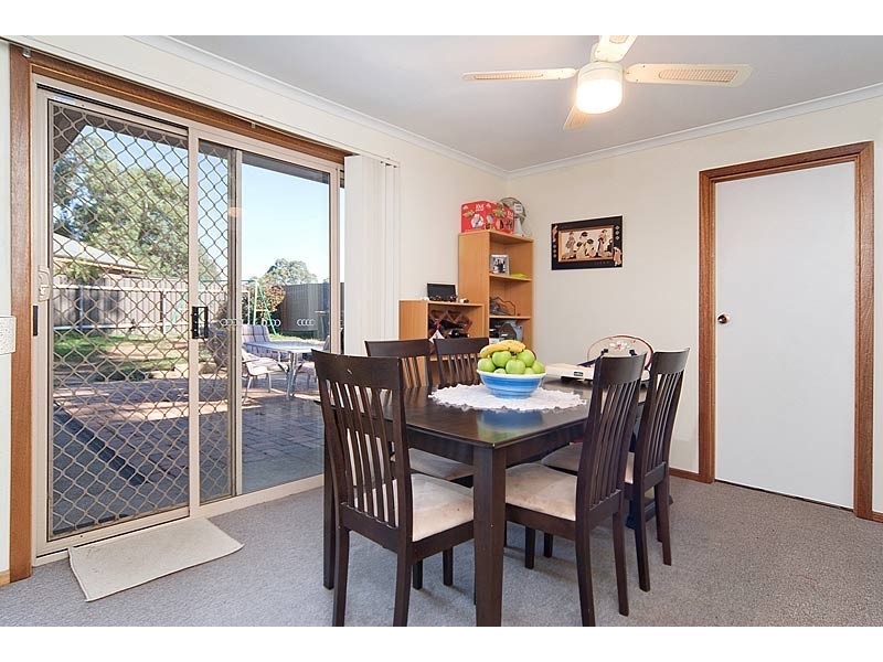 9 Dutch Close, Mount Barker SA 5251
