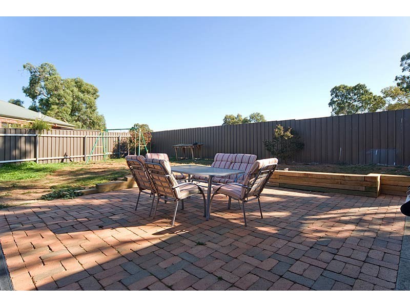 9 Dutch Close, Mount Barker SA 5251