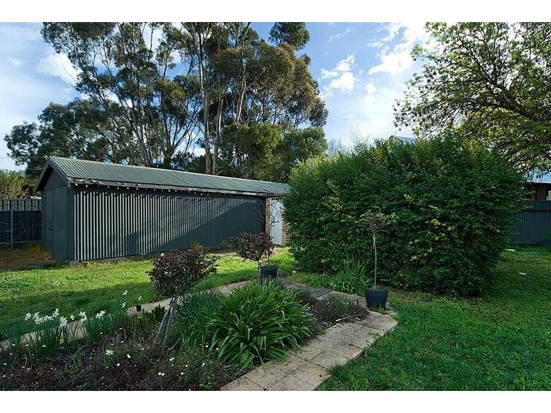 4 Maldon St, Mount Barker SA 5251