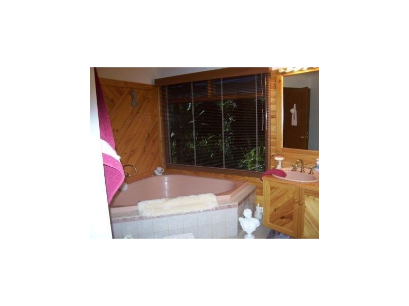 31 Hyde Avenue, Meningie SA 5264