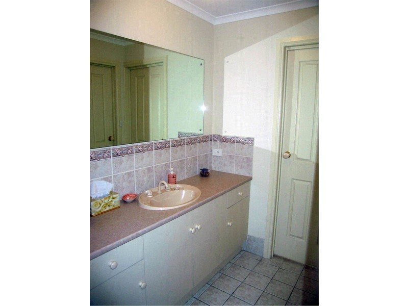 6 Ridgefield Avenue, Paradise SA 5075