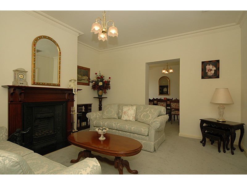 8 Kristen Court, Coromandel Valley SA 5051