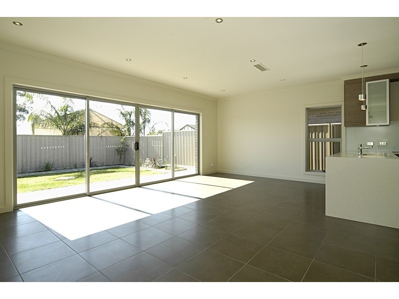 11A Davies Avenue, Tranmere SA 5073