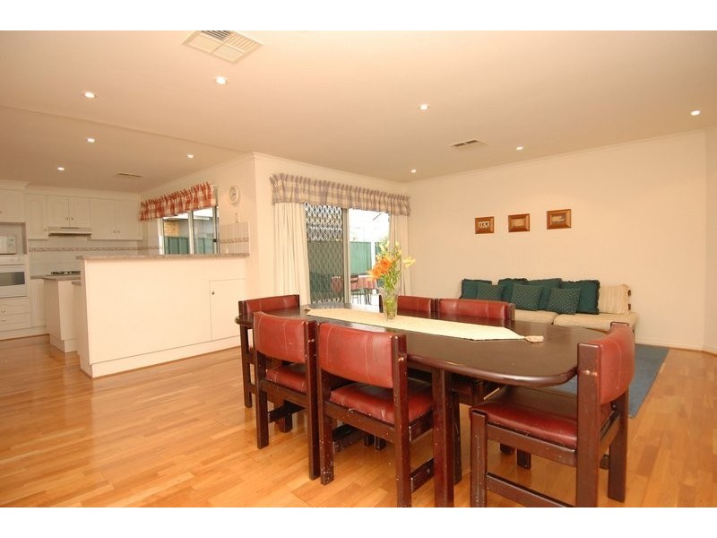 39 Lord Howe Avenue, Hillcrest SA 5086