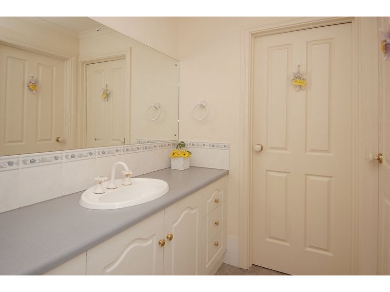 39 Lord Howe Avenue, Hillcrest SA 5086