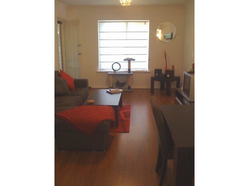 4/4 Strathmont Avenue, Gilles Plains SA 5086