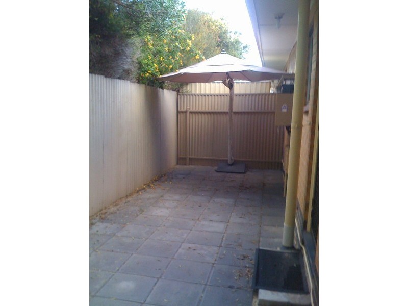 4/4 Strathmont Avenue, Gilles Plains SA 5086