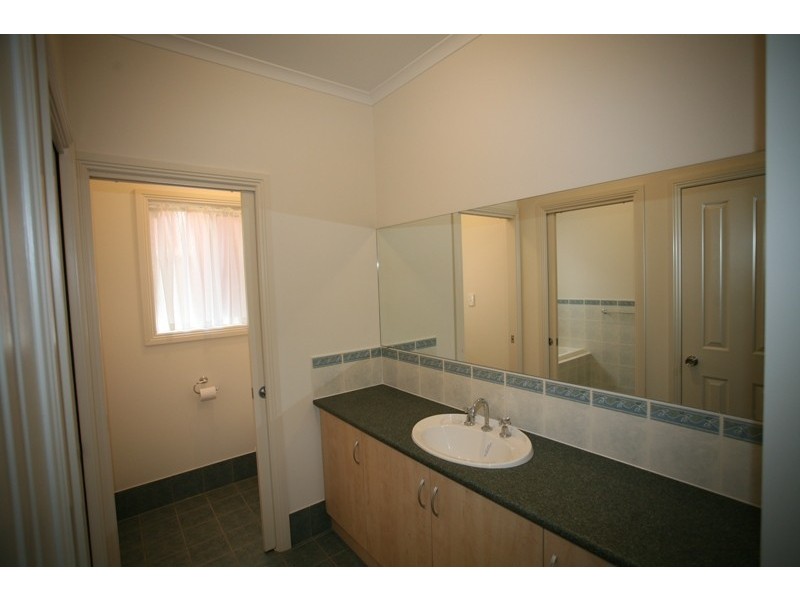 3A Ballad Avenue, Paradise SA 5075