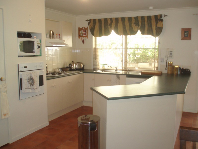 50 Fraser Avenue, Happy Valley SA 5159