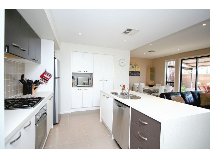 13/28A Davis Road, Glynde SA 5070