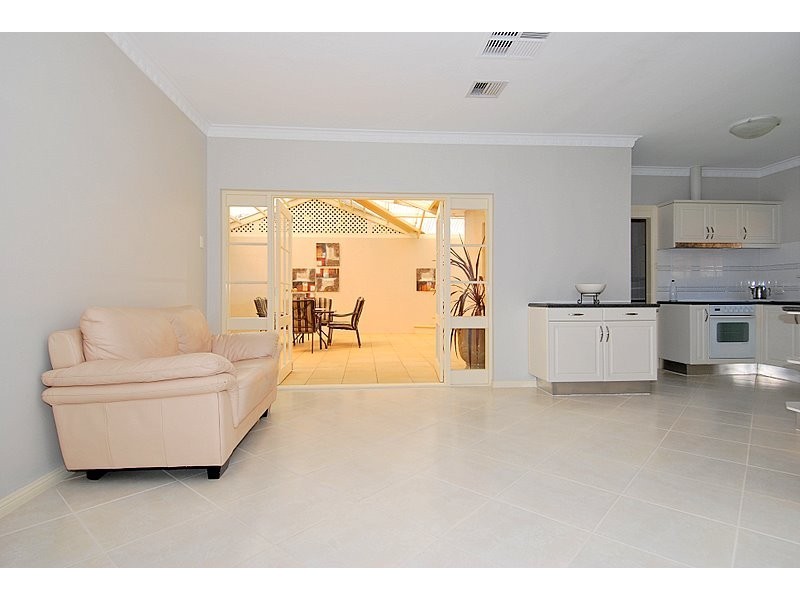 25 Kurralta Drive, Burnside SA 5066