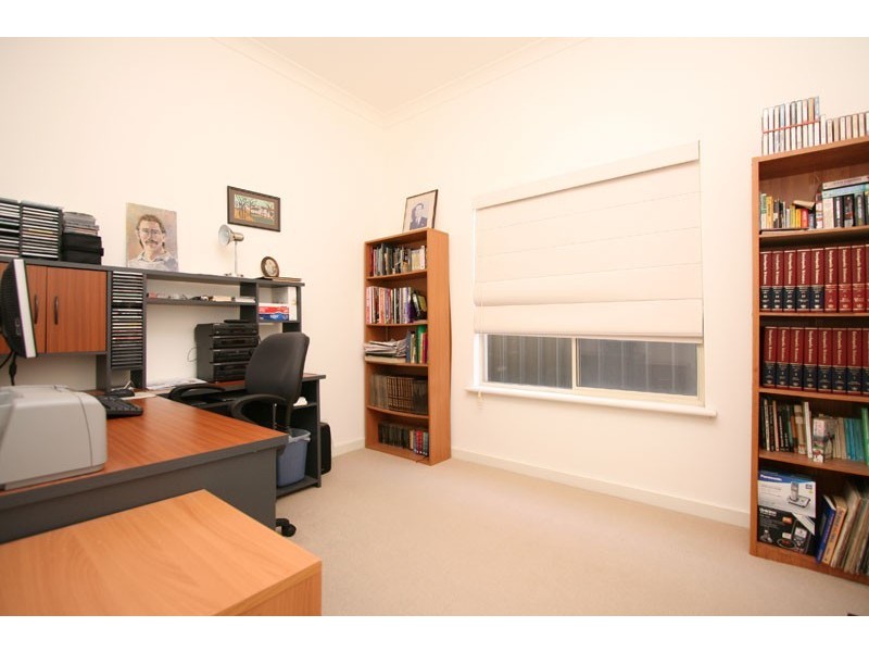 12 Cameron Road, Klemzig SA 5087