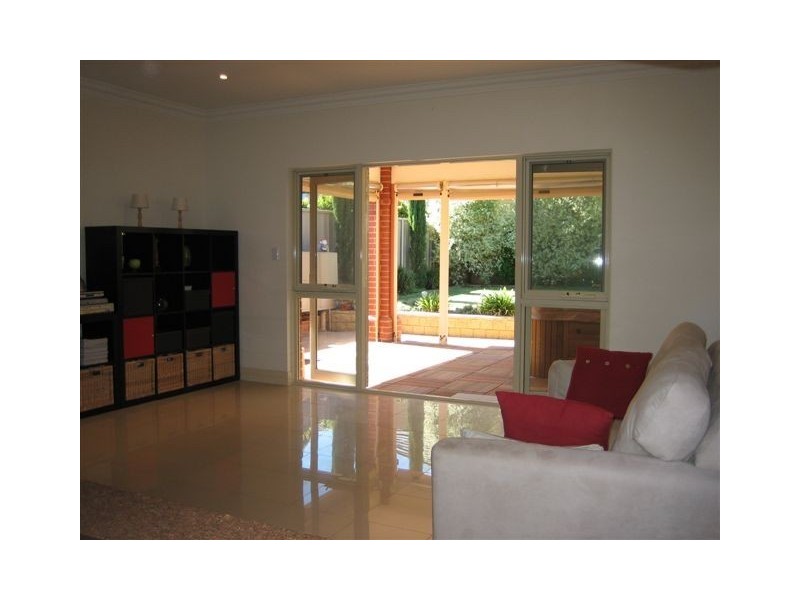 11A Moore Street, Tranmere SA 5073