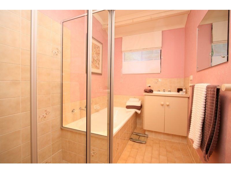 10 Jean Court, Golden Grove SA 5125