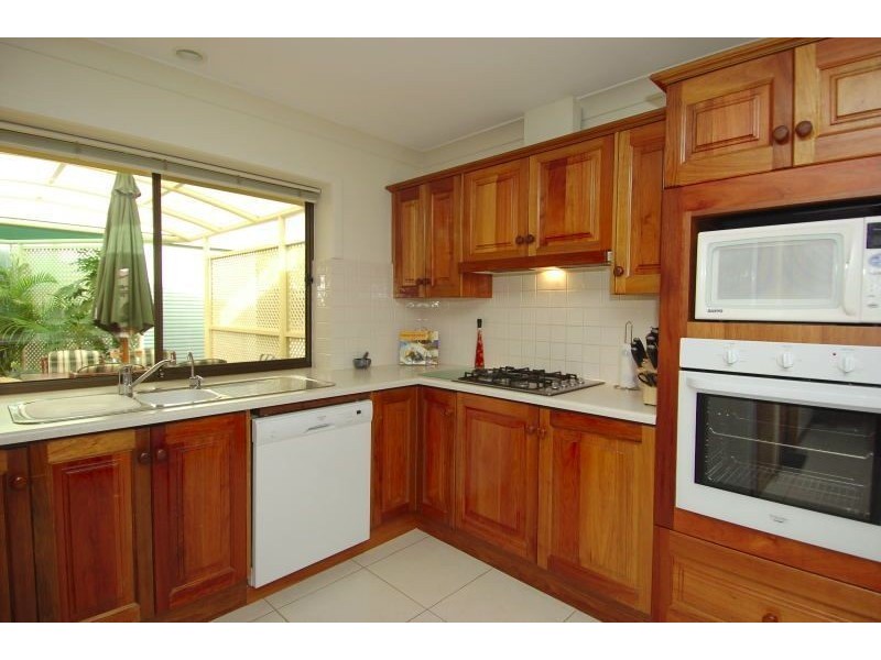 12 Hereford Avenue, Trinity Gardens SA 5068