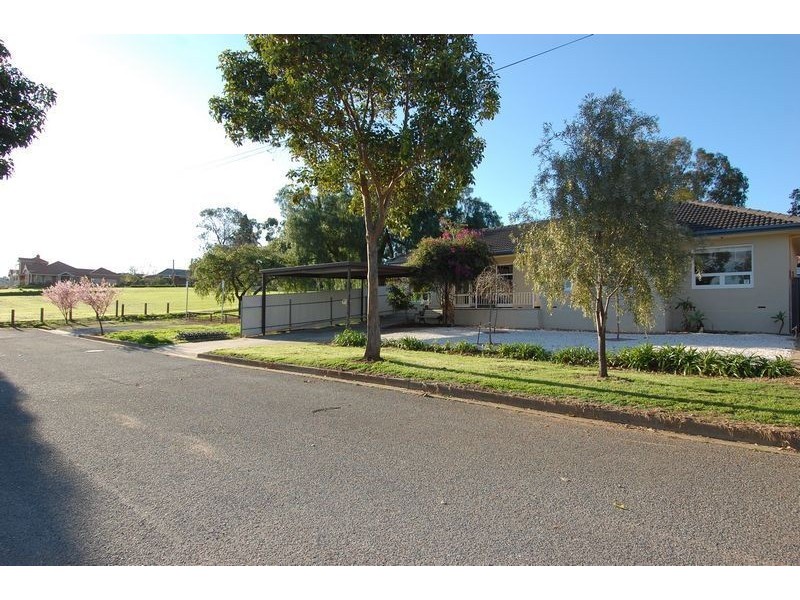 9 Kalimna Avenue, Campbelltown SA 5074