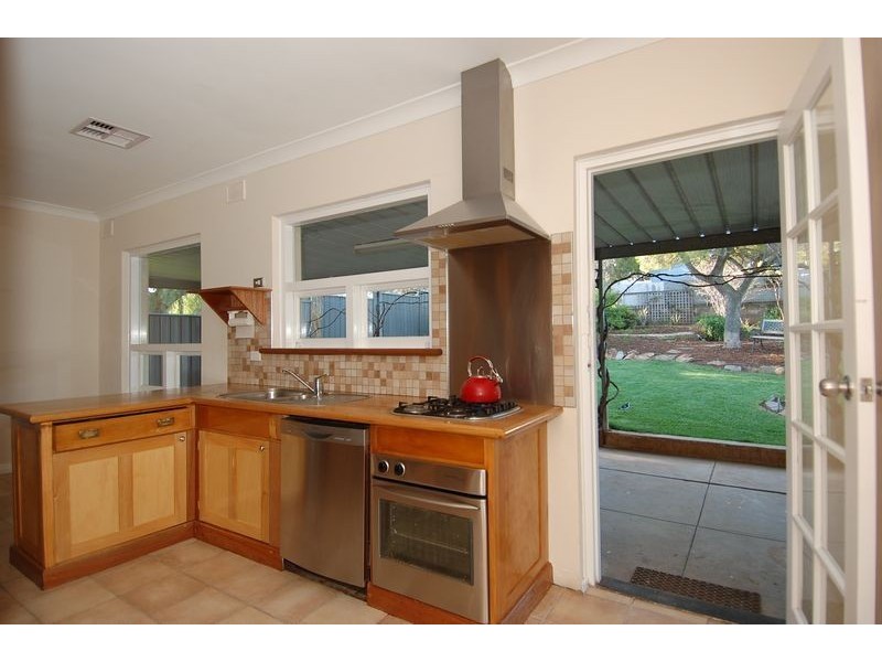 9 Kalimna Avenue, Campbelltown SA 5074