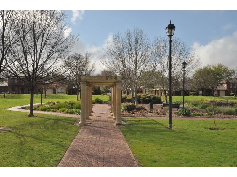 15 Knightsbridge Terrace, Oakden SA 5086