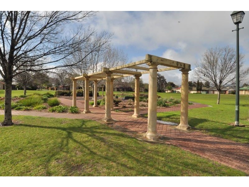 15 Knightsbridge Terrace, Oakden SA 5086