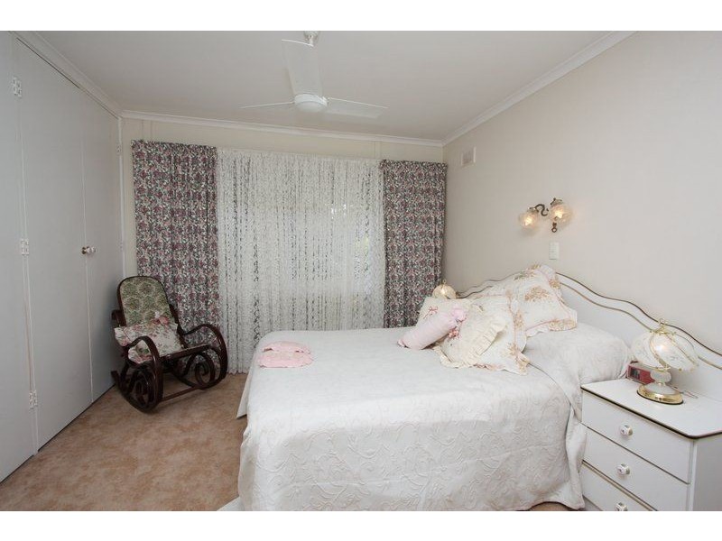 25 Fort Street, Grange SA 5022