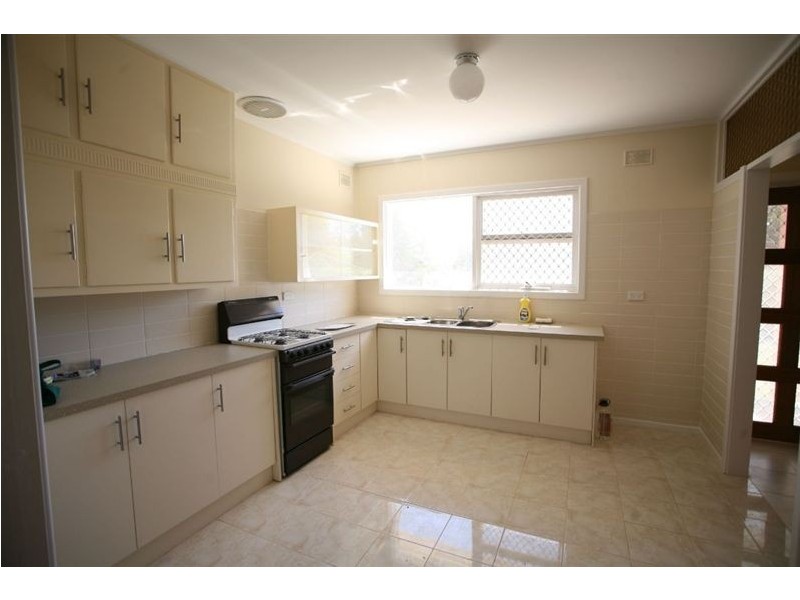 2 Yutara Ave, Ingle Farm SA 5098