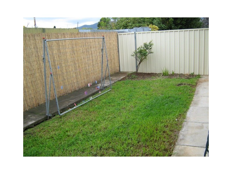 2/5 Moore Crescent, Campbelltown SA 5074
