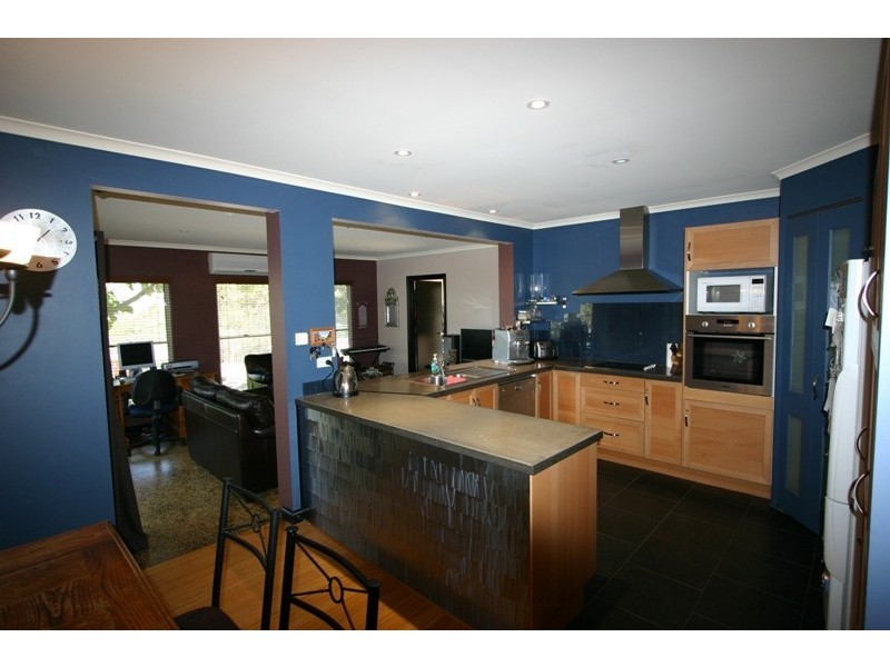 1B Blackburn Drive, Crafers SA 5152