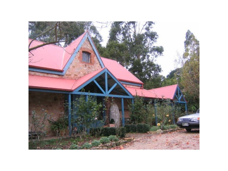 2 Gully Rd, Piccadilly SA 5151