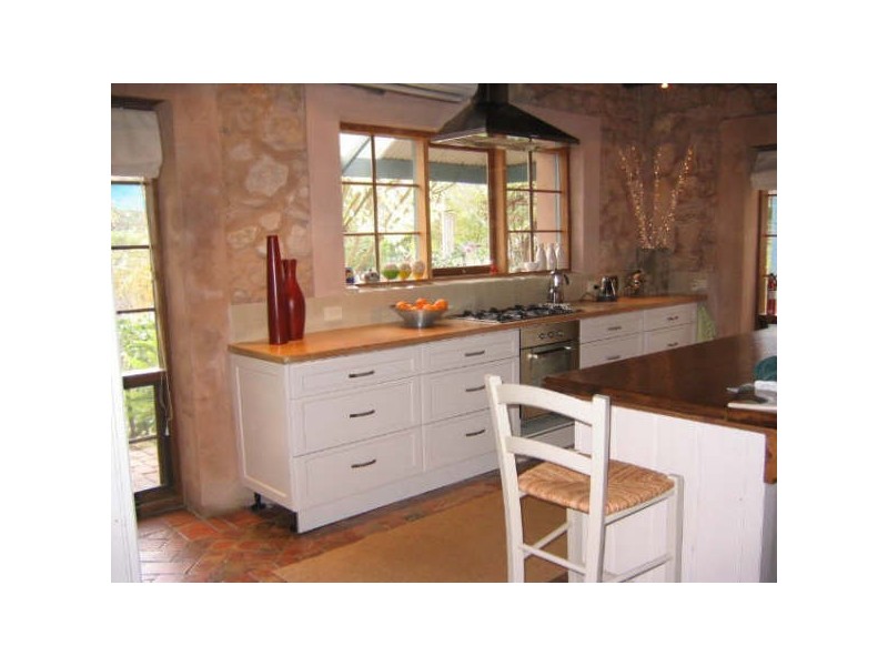 2 Gully Rd, Piccadilly SA 5151