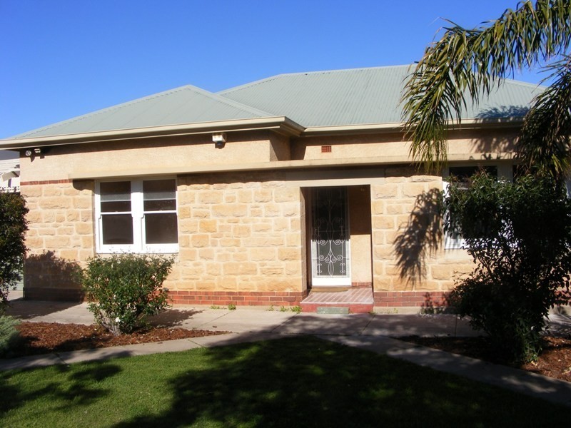 18 Griffiths Road, Plympton Park SA 5038