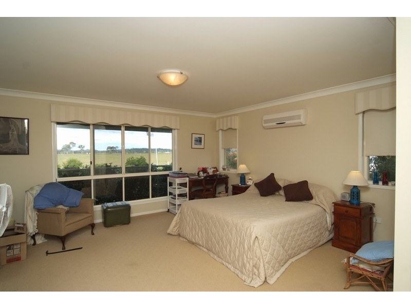 Wivenhoe Pocket QLD 4306