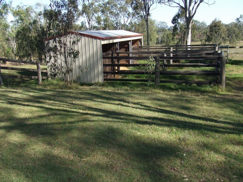 Wivenhoe Pocket QLD 4306