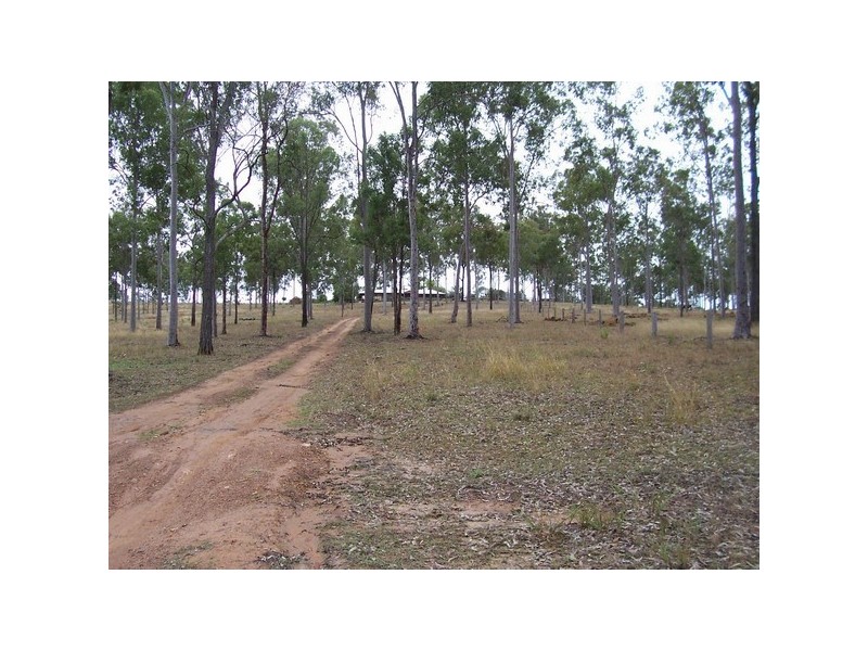 274 Willaura Drive, Mount Hallen QLD 4312