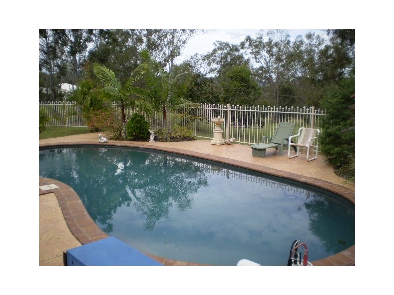 Wivenhoe Pocket QLD 4306