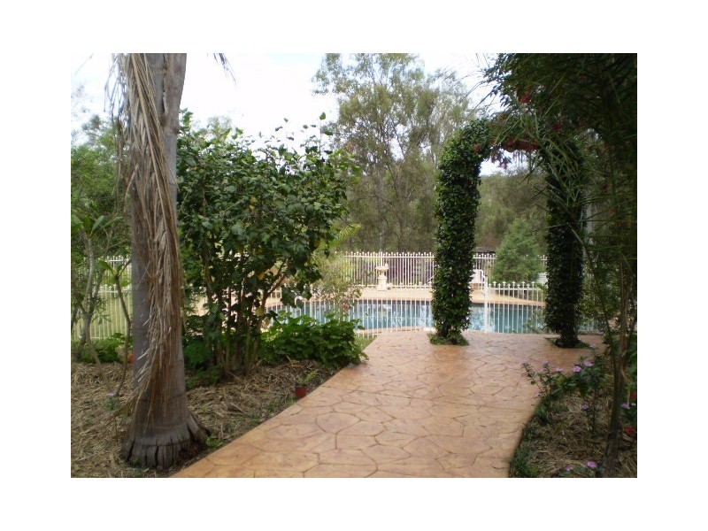 Wivenhoe Pocket QLD 4306