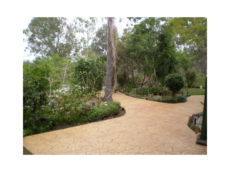 Wivenhoe Pocket QLD 4306