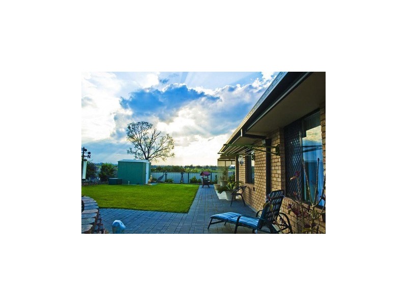 23 Macadamia Drive, Lowood QLD 4311