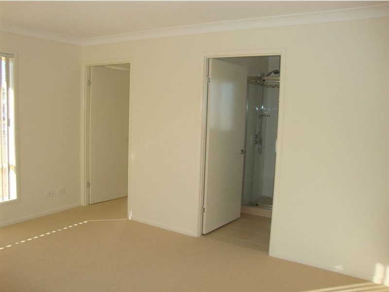 Adare QLD 4343