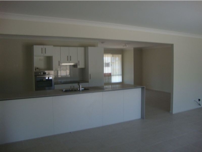 Adare QLD 4343