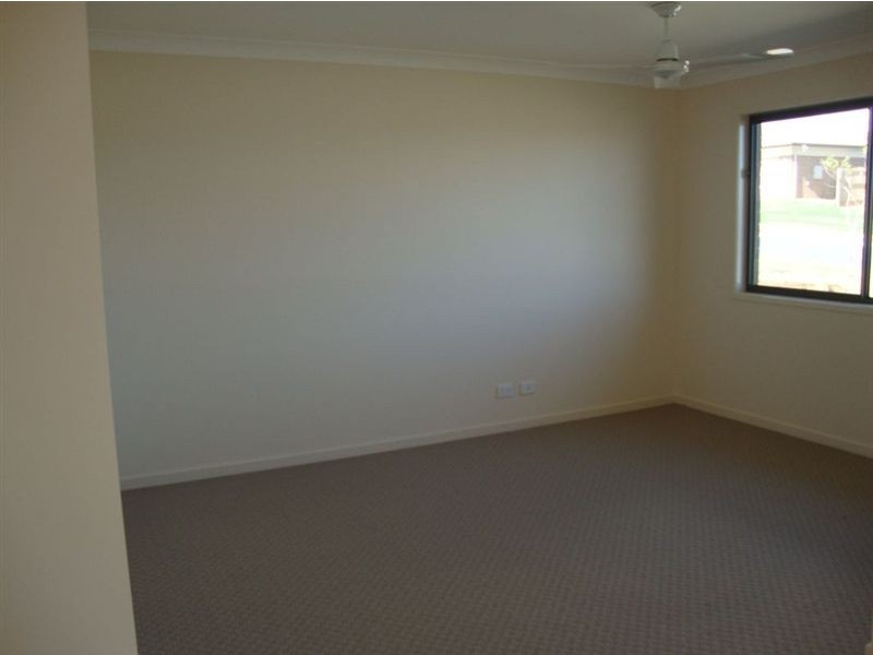 1/29 Sea Eagle Drive, Lowood QLD 4311