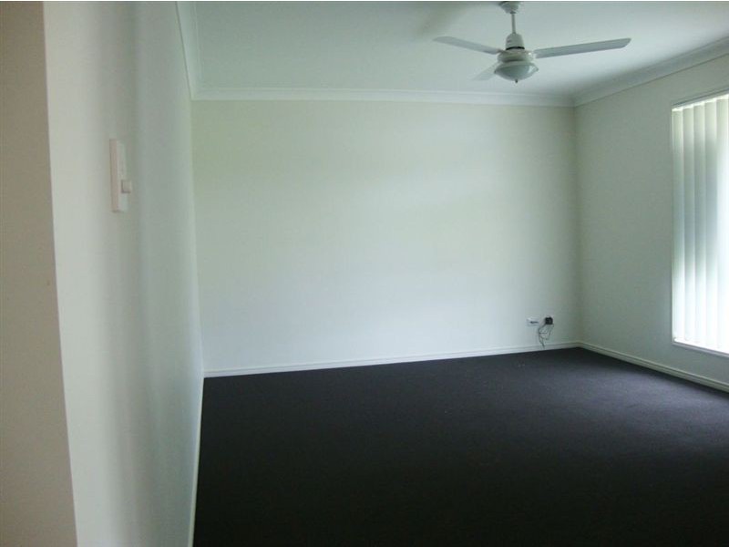 19 Honeywood Drive, Fernvale QLD 4306