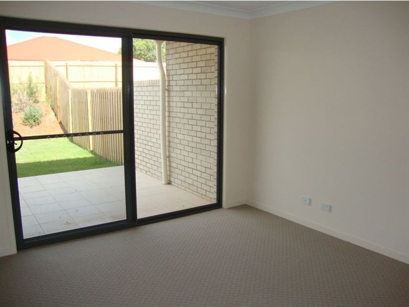 1/20 Harrier Place, Lowood QLD 4311