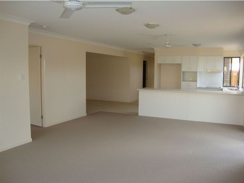 1/20 Harrier Place, Lowood QLD 4311