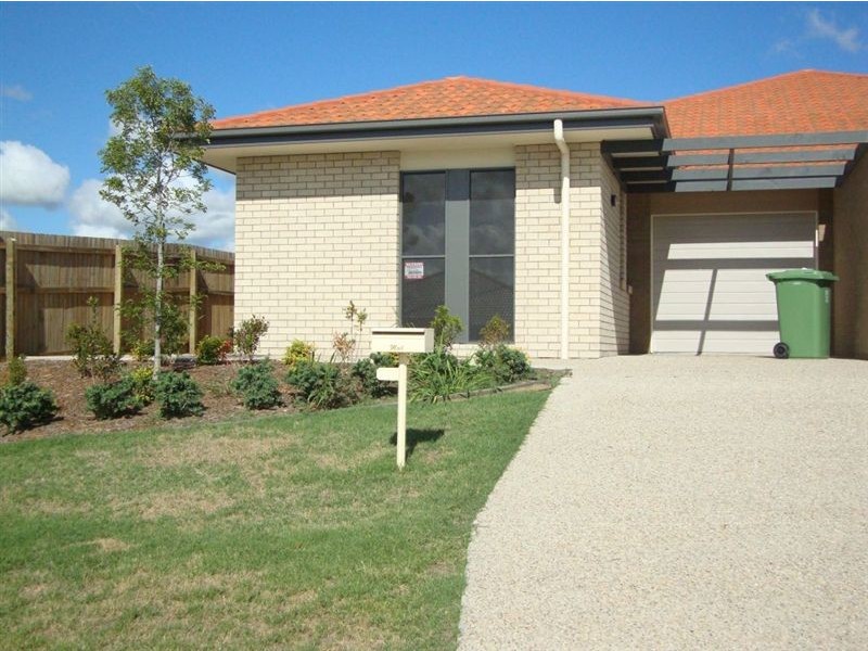 1/20 Harrier Place, Lowood QLD 4311