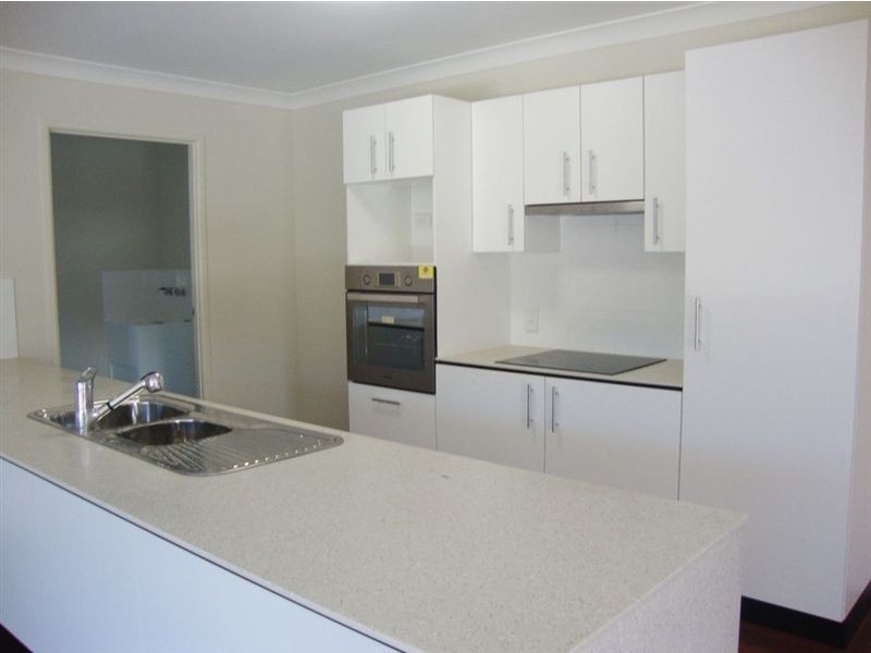 42 Titmarsh Circuit, Fernvale QLD 4306