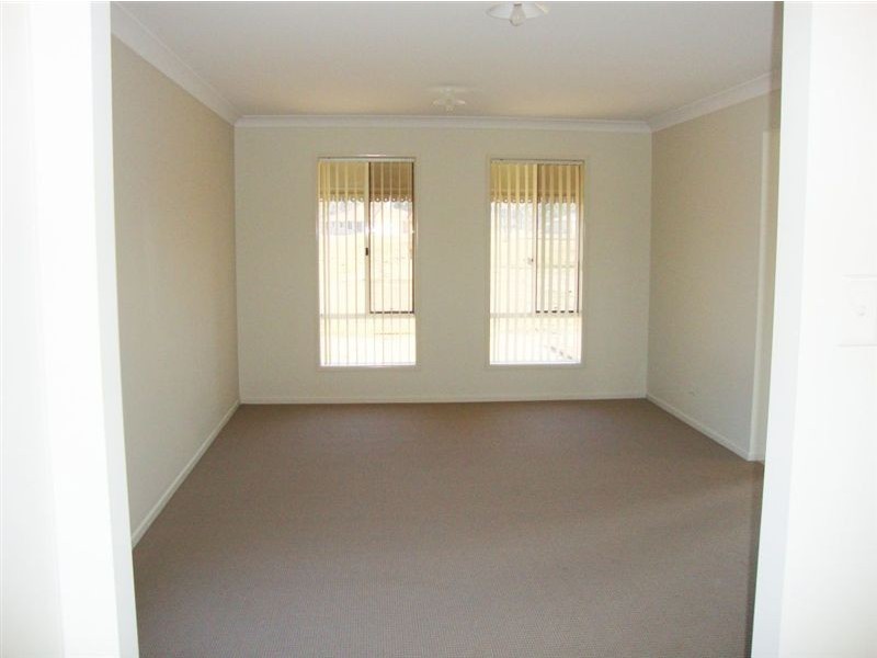 12 Cockatoo Drive, Adare QLD 4343