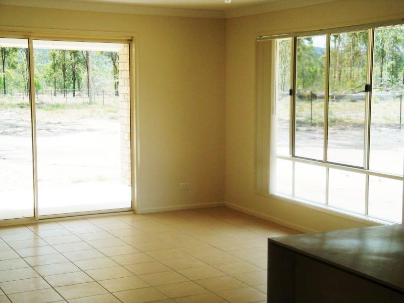 13 Cockatoo Drive, Adare QLD 4343